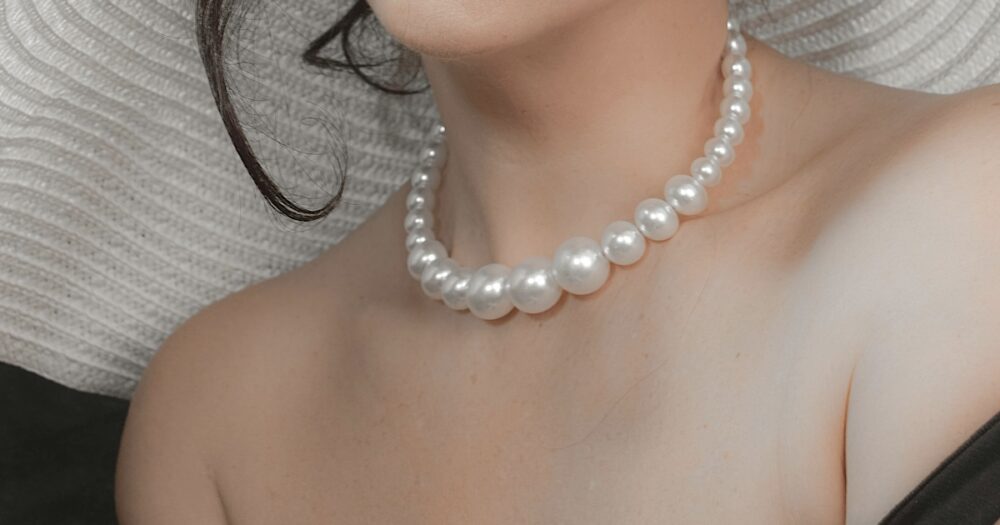 パールネックレス　ドレス　パーティー