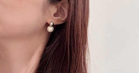 パールピアス　アクセサリー