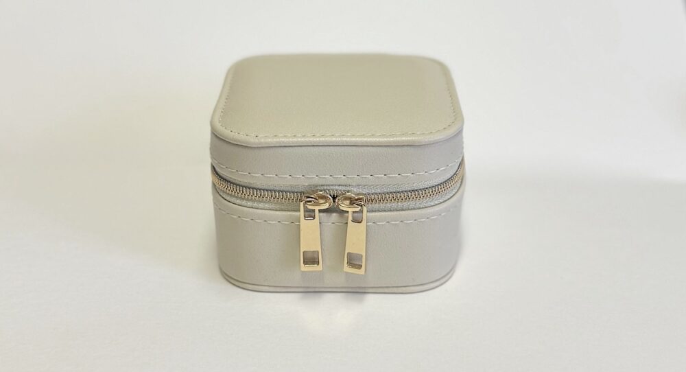 持ち運びジュエリーBOX